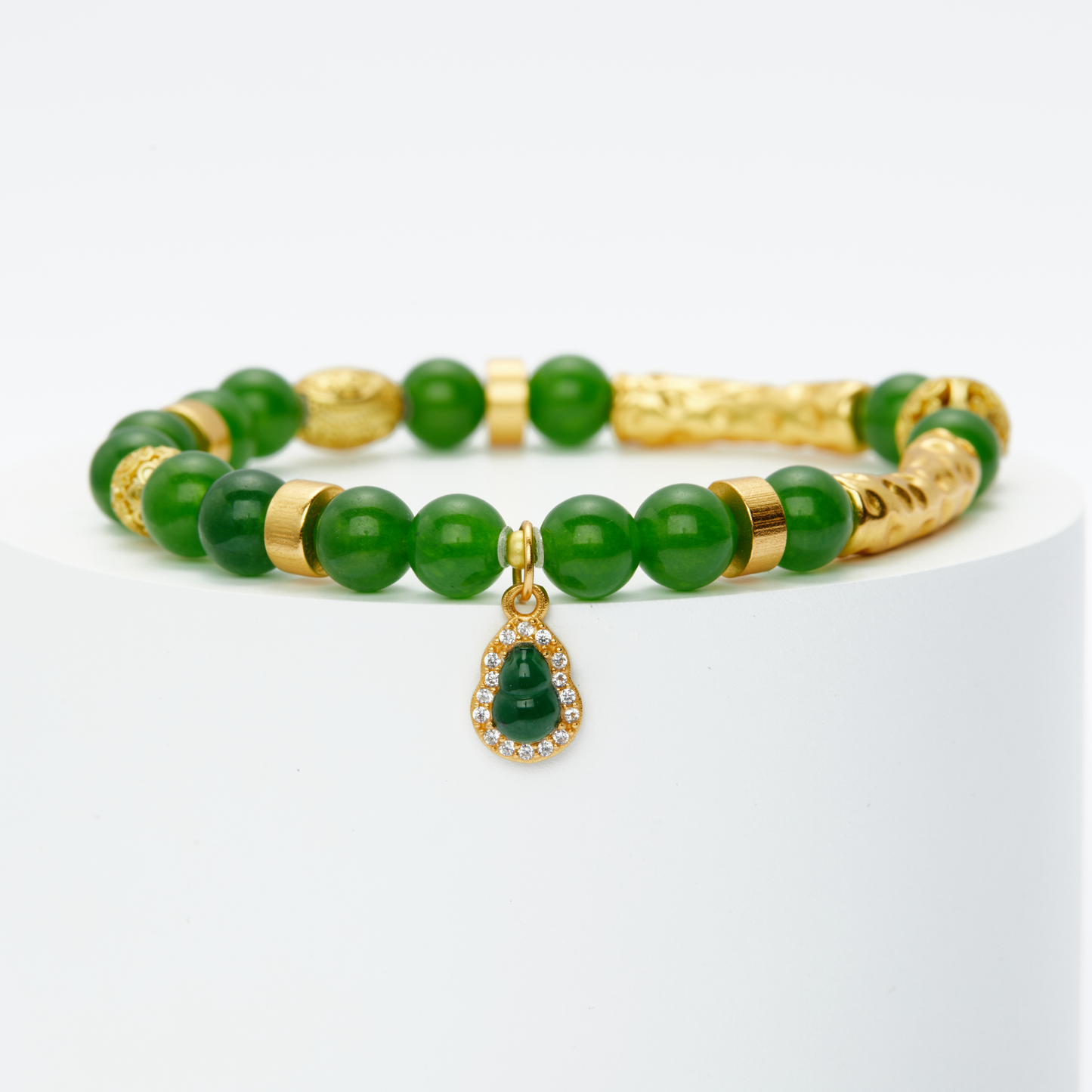 Blessed Heritage: Green Jade Gourd Bracelet